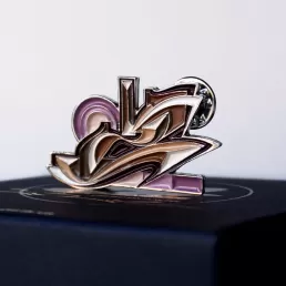 Graffiti pin edición limitada por zurik