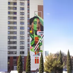 mural the woman of a thousand faces in Marseille by zurik