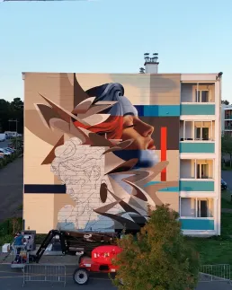 Mural rostros mujeres en Saint Brieuc Francia por Zurik